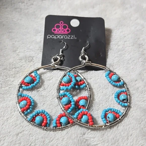 #392 NWT Paparazzi earring blue and red bead - Picture 2 of 4